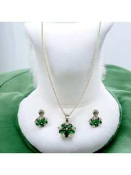 Sri Jagdamba Pearls - Faris 925 Silver Pendant Set