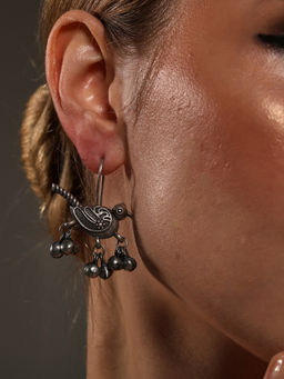 VENI - Silver Plated Oxidised Earrings