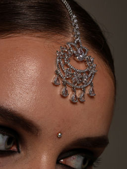 VENI - Silver-Plated White Stone Maang Tikka