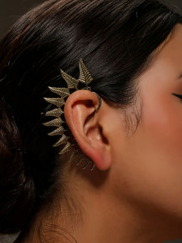 VENI - Gold Plated Oxidised Earrings