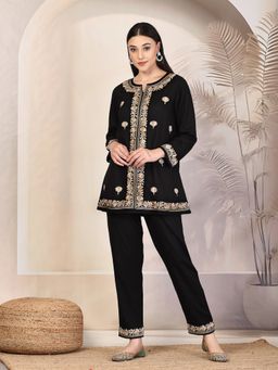 QAZMI - Arisa Kashmiri Aari Work Full Sleeves Linen Cotton CoOrd Set