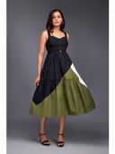 Green color option, Sold out, Currently selected