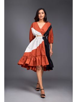 Deepika Arora - Flared Bottom Rust Co-Ord (Set of 2)