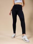 Black color option, Currently selected