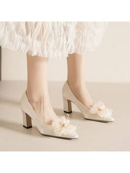OZZARO - Women Ivory Gulbahar Block Heels