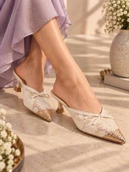 Sandal Stories - Lace Bow Pointed Mules Heels - Ivory