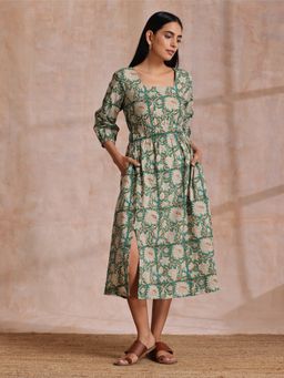 trueBrowns - Fern Green Overall Floral Block Print Cotton Square Neck Dress