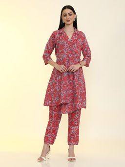 Jaipur Kurti - Women Red Printed Regular Fit Kurta with Pant (Set of 2)