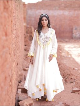 Mani Dua Khanna - Asymmetric Ivory Anarkali with Pant (Set of 2)