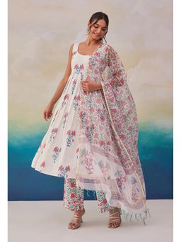GANGA GRACE - White Floral Printed Kurta with Pant and Dupatta