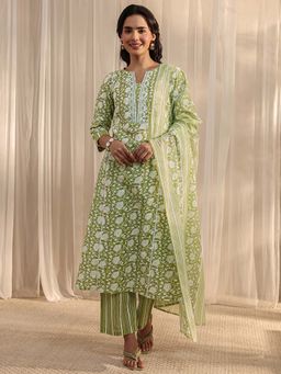 Gerua By Libas - Green Embroidered Round Neck Kurta Pant With Dupatta