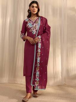 Libas - Maroon Embroidered V-Neck Kurta Pant With Dupatta