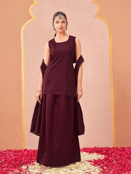 Tikhi Imli - Maroon Solid/Plain Round Neck Top And Skirt With Dupatta
