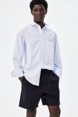 H&M - Men Blue Regular Fit Linen-Blend Shorts