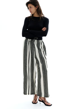 H&M - Women White Textu Jersey Drawstring Trousers