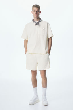 H&M - Men White Regular Fit Mesh Shorts