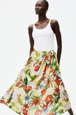 H&M - Women White Pleated Skirt
