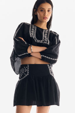 H&M - Women Black Embroide Skirt