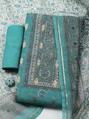 Green color option, Sold out, Currently selected