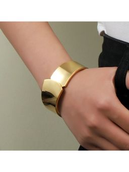 Salty - Luxe Radiance Gold Cuff