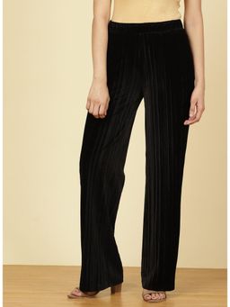 Lakshita - Charcoal Black Essential Solid Pant