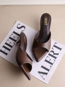 Brown color option, Currently selected