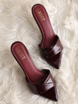 GNIST - Pointed Toe Twisted Strap Cherry Maroon Stilettos