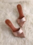 Rose Gold color option