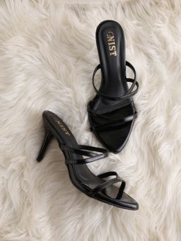 GNIST - Classic Pointed Toe Black Stilettos