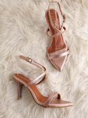 Rose Gold color option