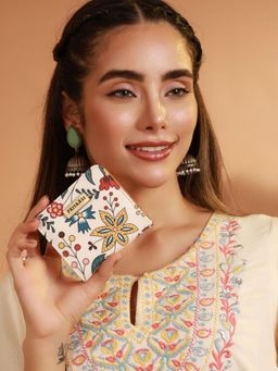 Priyaasi - White Tropical Floral Two Fold Wallet