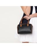 Black color option, Currently selected