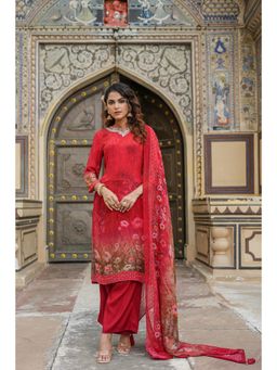 Scakhi - Red Crepe Silk Floral Print Gota Patti Kurta and Trouser with Dupatta (Set of 3)