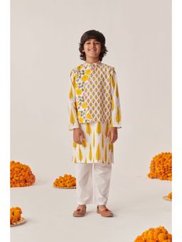 PSPeaches - Boys Regular Kurta with Pyjamas and Jacket (Set of 3)