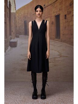 Genes Lecoanet Hemant - Sleeveless Black Poly Woollen Midi Dress