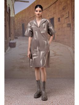 Genes Lecoanet Hemant - Warm Beige Embroidered Short Sleeve Dress