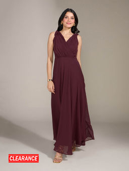 Twenty Dresses by Nykaa Fashion - Maroon Solid V Neck Evening Gown