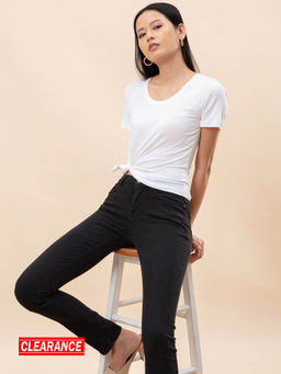 Twenty Dresses by Nykaa Fashion - Basics White Solid Scoop Neck Half Sleeves T Shirt