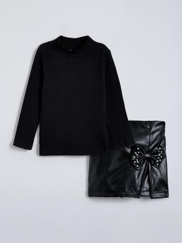 Hopscotch - Bow Applique Top and Skorts