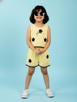 KiddoPanti - Rayon Sleeveless With Ricrac Lace And Flower Applique Co-Ord Set
