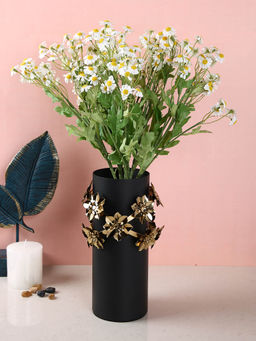 Tayhaa - Luxe Petal Wreath Black Floral Cylindrical Flower Vase