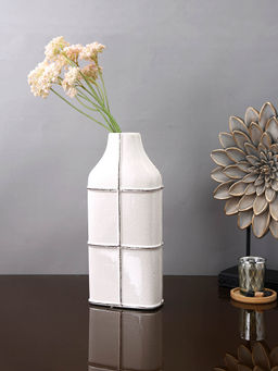 Tayhaa - White Textured Ceramic Sculpted Grid Flower Vase