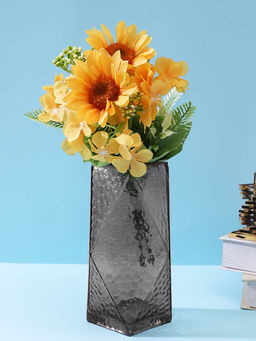 Tayhaa - Grey Diamond Textured Glass Flower Vase