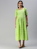 Green color option, Sold out, Currently selected