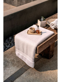Ddecor Live Beautiful - Pack Of 1 Bath Towel Gsm - 650 Colour - White