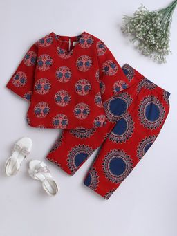 The Magic Wand - Girls Maroon Cotton Printed Kurti and Pyjama (Set of 2)