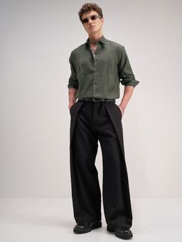 HIGHLANDER - Men Olive Viscose Rayon Slim Fit Shirt