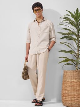 HIGHLANDER - Men Beige Cotton Blend Relaxed Fit Shirt