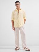 Yellow color option, Currently selected
