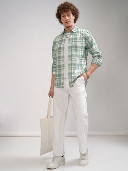 HIGHLANDER - Men Green Cotton Slim Fit Shirt